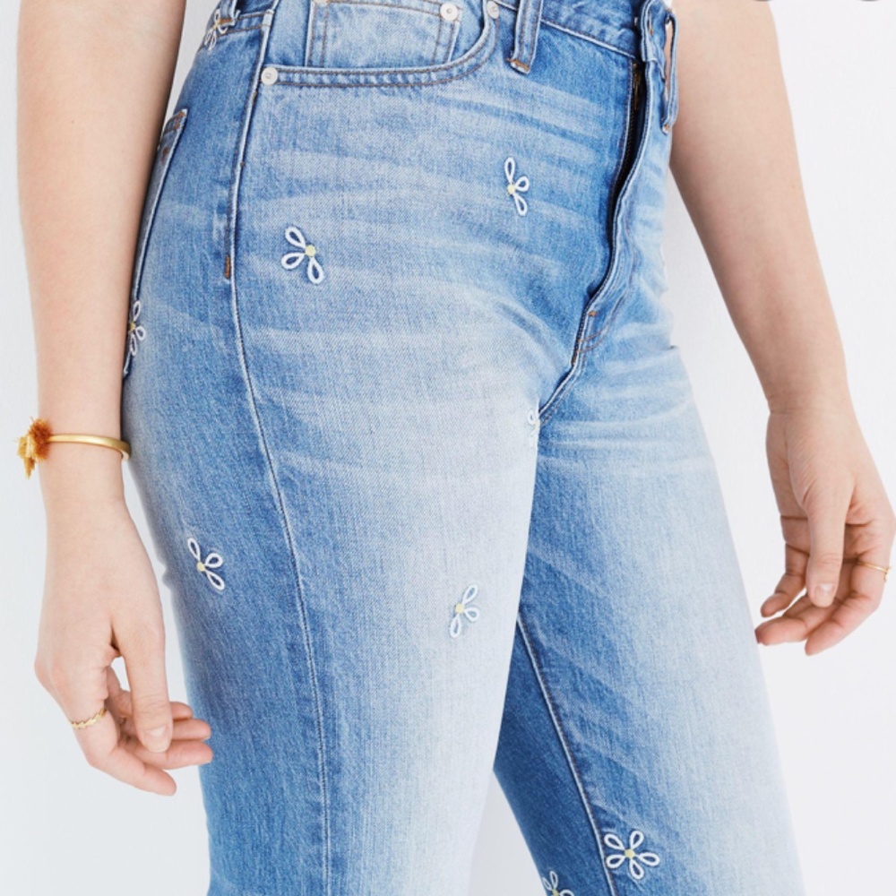 The Perfect Summer Jean: Daisy Embroidered Edition